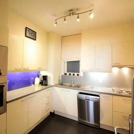 Апартаменты In Het Zoute Near Zeedijk Promenade